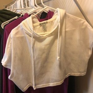 Forever 21 active shirt